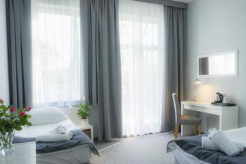 Фото номера Двухместный номер Делюкс с 1 кроватью и балконом Отель Hotel Inner City г. Кутно 3