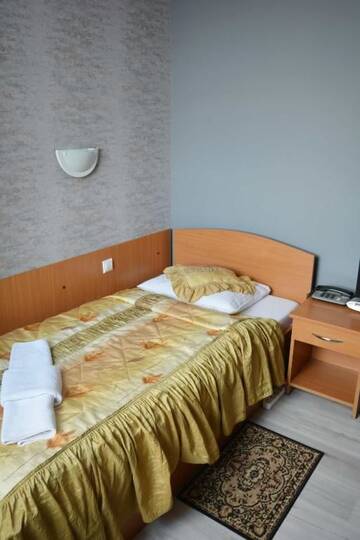 Фото номера Стандартный одноместный номер с душем Отель Hotel Awis г. Кутно 7